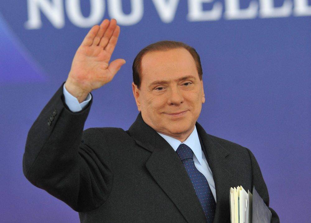 Direttivo Forza Italia Sabaudia in lutto per la scomparsa del presidente Berlusconi